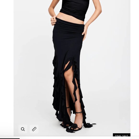 Lioness Rendezvous Skirt - Picture 1 of 4